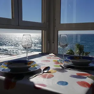 Beachfront 82 , Torrox Spanien